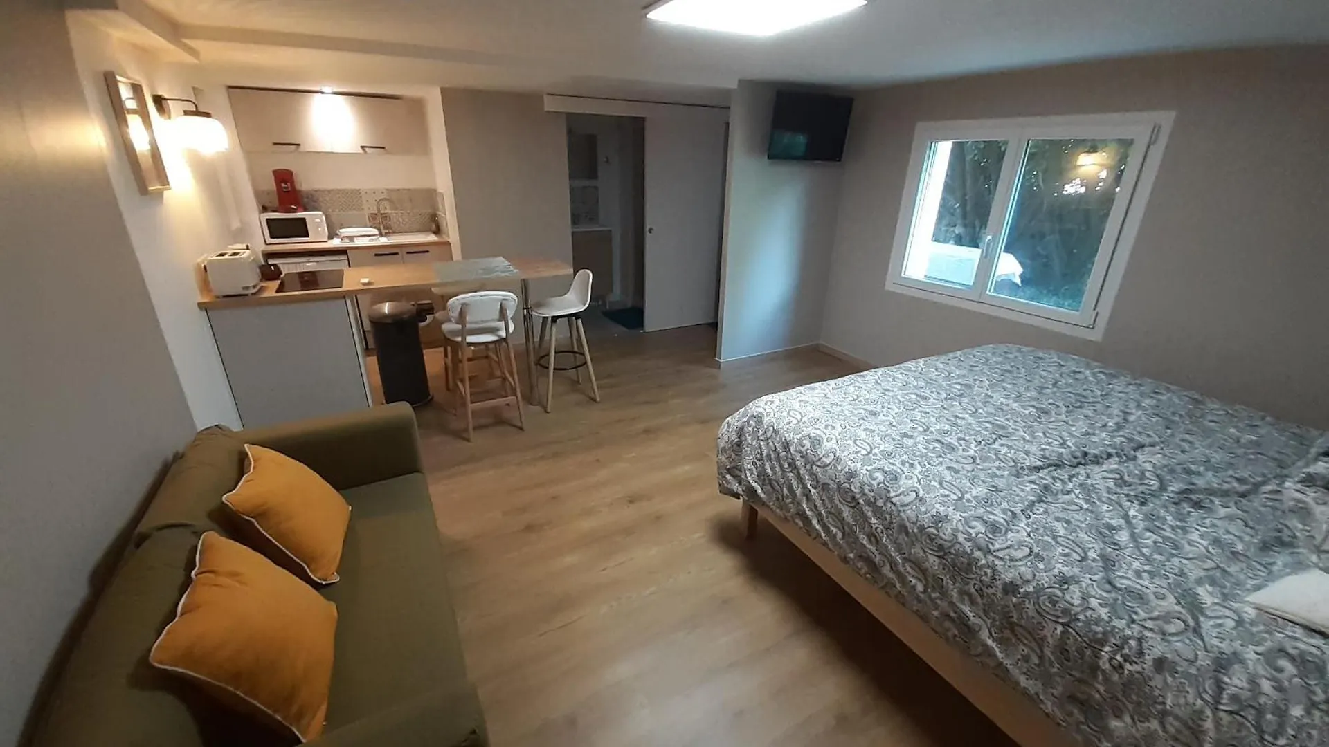 Studio Le Bon Coin Condrieu